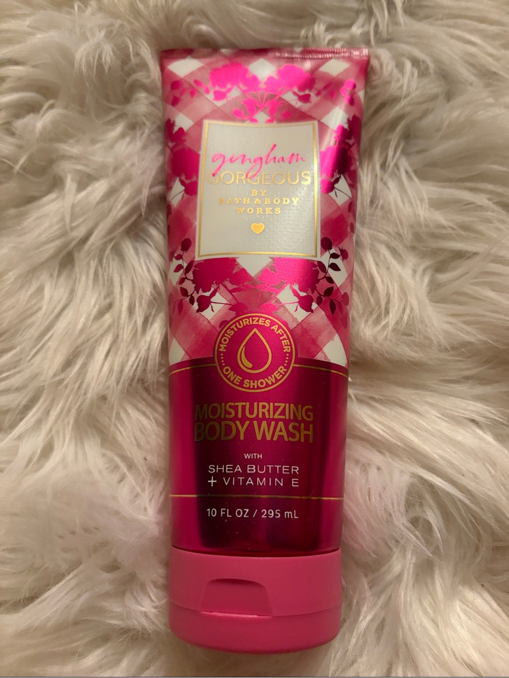 Bath and Body Works Gingham Gorgeous Moisturizing Body Wash